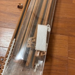カーテンレール　ウッド調の画像