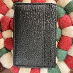 LOUIS VUITTONパスケースの画像