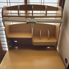 【交渉中：引取り限定】コイズミ 2007年製　学習机の画像
