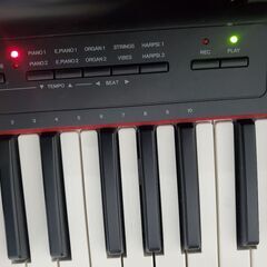 ヤマハ YAMAHA 電子キーボード piaggero  NP-12B 近場配達　可の画像