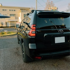 ランドクルーザープラドTX 150後期　7人乗り 2022年モデル カスタム多数　ブラックエディション　ガソリン車　ムーンルーフ&ルーフキャリア付きの画像