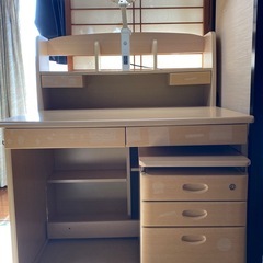 【引取り限定】ニトリ 組合せ学習机　2012年製の画像