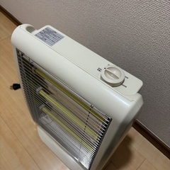 電気ストーブの画像