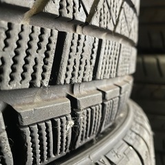 17インチ冬タイヤ4本セット　kenda 215/45R17 プリウスやセダンなどの画像