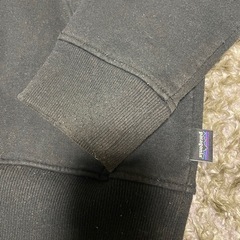 patagonia ブラック フード付きパーカ パタゴニア ロゴの画像