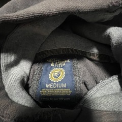【ABERCROMBIE &FITCH】アバクロ　グレーっぽいブラウンパーカーの画像