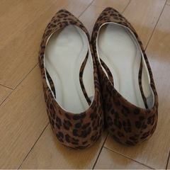 神戸レタス　ヒョウ柄　パンプスの画像