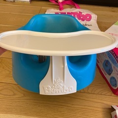 Bumbo ベビーチェア テーブル付きの画像