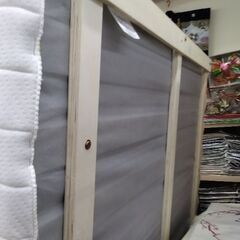 極上美品　超お買い得　超邪魔なのでたったの3千円ポッキリ　ニトリ　脚付き　ベッド　ダブルベット　マットレス　ソファー　布団の画像