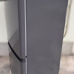 三菱 ノンフロン冷凍冷蔵庫 MR-P15H 2023年製 146L 通電・動作確認済の画像