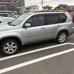 日産エクストレイルの画像