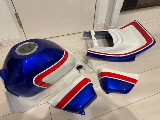 エイプ50外装青白1型CBX/塗装 済み セット CBX400F変身APE