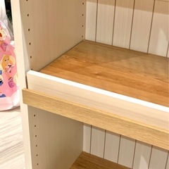 絵本棚　絵本ラックの画像