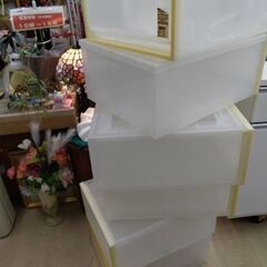 衣装ケース　1個200円　その場で持っていける方のみ　プラケース　タンスの画像