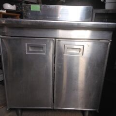 調理作業台ステンレス下段収納庫：観音開き扉：の画像