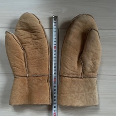 UGG風ユニセックス　ベージュ ウール内張り 手袋の画像