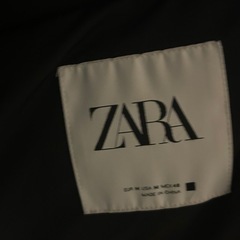 zara ダウンジャケット　黒の画像