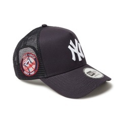 ロゴスパークナイロンジャケット&ニューエラキャップの画像