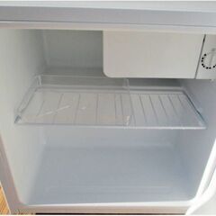 【３ヵ月保証】　1ドア　冷蔵庫　IRR-A051D　動作良好　45L 小型　静音　温度調節6段階　2019年製　703ZSの画像