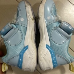 アナ雪★光る靴　30日までの画像