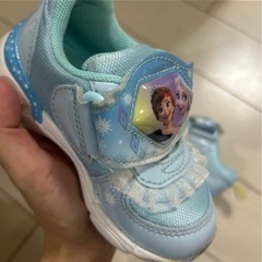 アナ雪★光る靴　30日までの画像