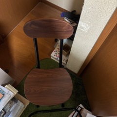 折りたたみデスクの画像