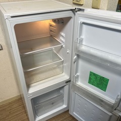 YAMADA 冷蔵庫　2021年製の画像