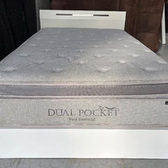 Cranz セミダブルベッド& NITORI マットレスセット Usedの画像