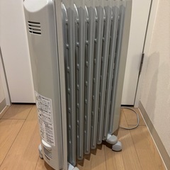 デロンギ オイルヒーター KHD410812-LGの画像