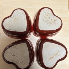 ル・クルーゼハート型ココットの画像