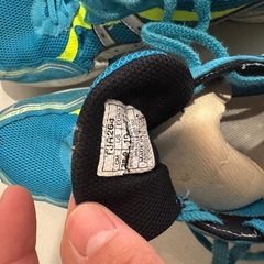 ランニングシューズの画像