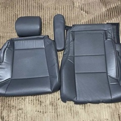 クラッツィオ　N-BOXカスタム 全席分シートカバーの画像