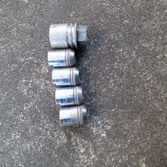 セキュリティホイールナットセットの画像