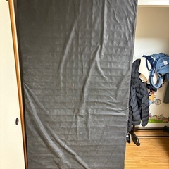 ベッドとマットの画像