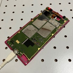 FUJITSUアローズF-01Hスマホ基盤部分のみ！現状品、ジャンク品扱い！の画像