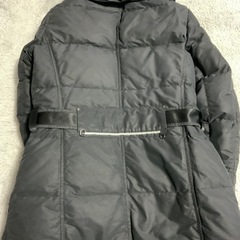 ピューテリー　PEUTEREY ダウンジャケット　ダウンコート　サイズXS 身幅50、総丈75、袖丈64センチ エディフィスで新品で購入しました。の画像