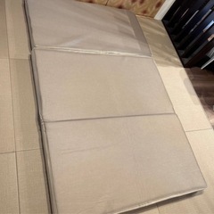 ★美品★ タンスのゲン 三つ折りセミダブルマットレスの画像