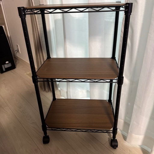 置台　棚　キャスター付　中古美品 キャスター付きラック (むう) 館腰の収納家具《棚、シェルフ》の中古