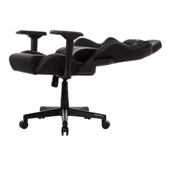 Natural Edgeハイエンドゲーミングチェアの画像