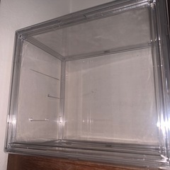 フィギュアケースの画像