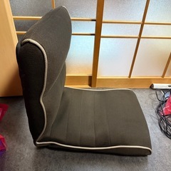 取引中　座イスの画像