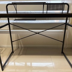 ニトリ作業デスクの画像