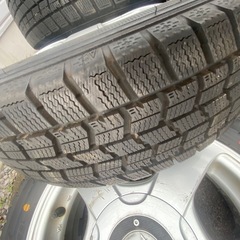 155 65 R14冬タイヤ　バリ溝4本セット！の画像