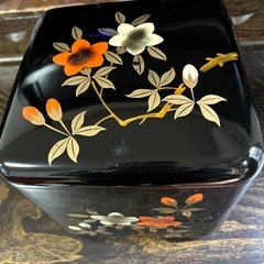 【無料】３段お重箱（プラスティック）の画像