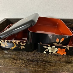 【無料】３段お重箱（プラスティック）の画像