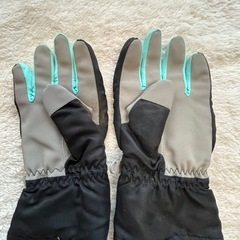 キッズスノー手袋　2つセットの画像