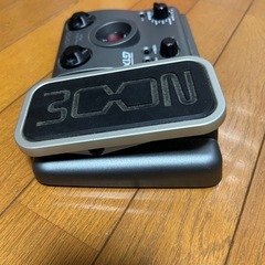 zoomのマルチエフェクターの画像