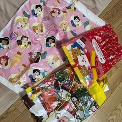 今日、明日限定！クリスマス包装袋4枚の画像