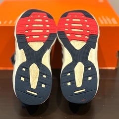 アディダス　スニーカー　ベルクロの画像