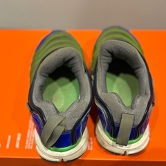 NIKE ナイキ　ダイナモフリー　  他にもスニーカー多数出品中の画像